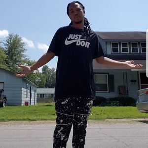 Meet your Posher, Fred